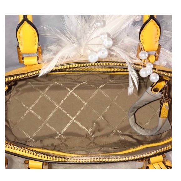 SOLD Michael Kors Sunflower Bedford Legacy Med Dome & Jet Set Sunflower Wallet - Picture 16 of 16